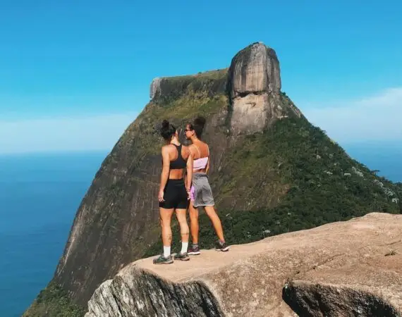 casal-na-pedra-bonita